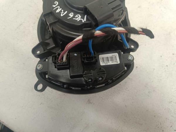 VENTILATEUR DE CHAUFFAGE RENAULT MEGANE 4 - Vue 3